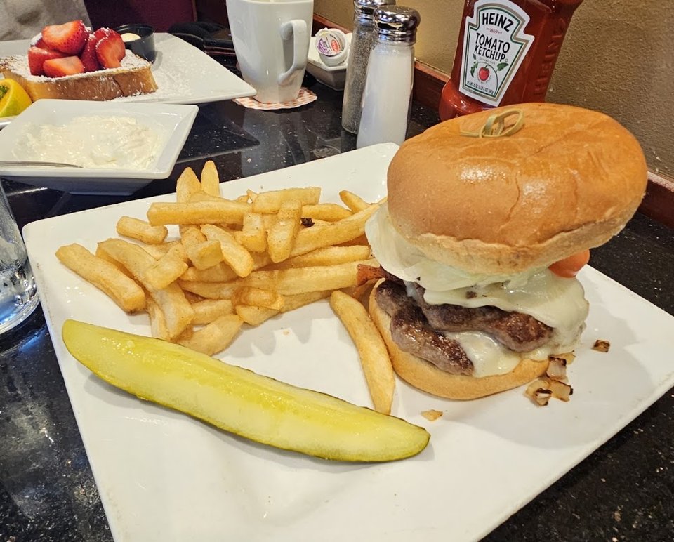Bacon Cheeseburger